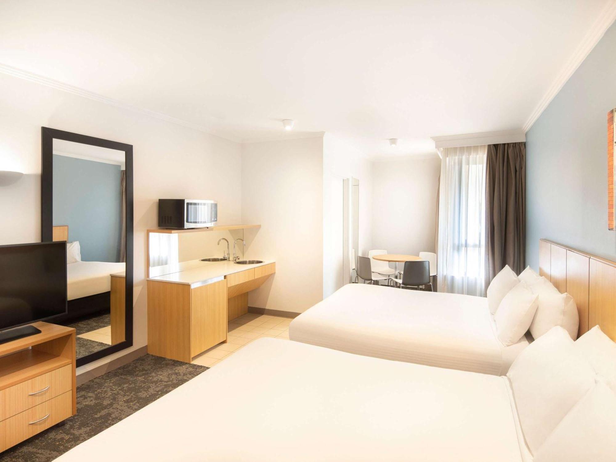 Mercure Sydney Manly Warringah Экстерьер фото